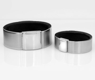 Edelstahlarmband BDSM mit Silberschloss als Cuff