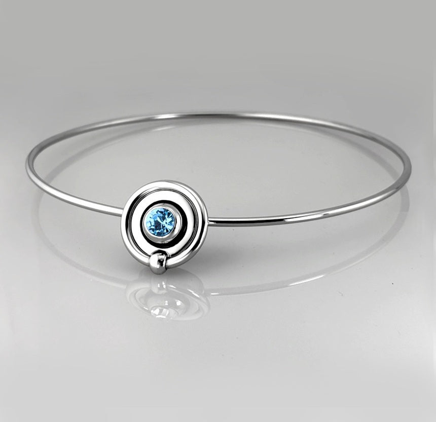 Stainless steel collier