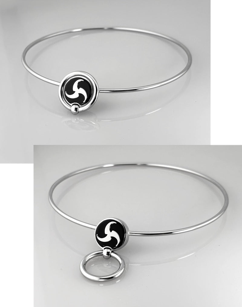 Zierlicher Halsschmuck aus Edelstahl mit Triskel Anhänger 