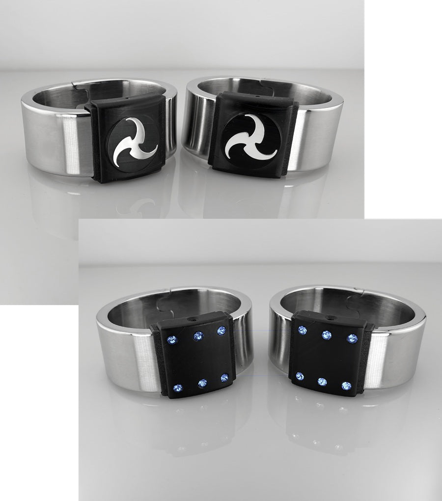 Cuffs für Sub aus Edelstahl, massiv for Play